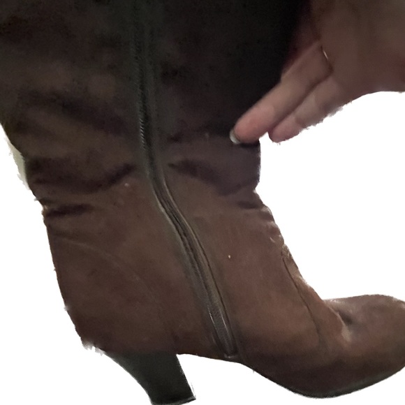 Vintage Ellemeno size 8 brown suede dress boots. Early 1990’s. Embroidered. EUC. - Picture 9 of 16